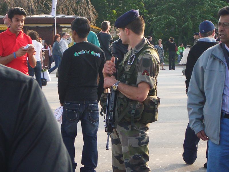 2007.4 春遊歐洲–荷德比法10日遊(下) - 第14張圖 IMGP0354.JPG - 2007.4 荷德比法10日遊