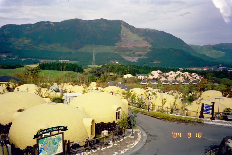 2004.9 九州豪斯登堡、阿蘇火山5日遊 - 第109張圖 QD27961020.JPG - 2004.9 九州豪斯登堡、阿蘇火山5日遊