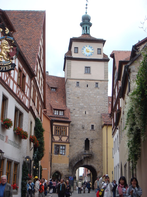 2011.06 德瑞~新天鵝堡.鐵力士山.米其林餐廳 10日遊(上) - 第6張圖 2011.06 德瑞~新天鵝堡.鐵力士山.米其林餐廳 10日遊(上)