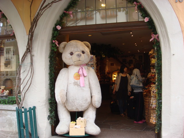 2011.06 德瑞~新天鵝堡.鐵力士山.米其林餐廳 10日遊(上) - 第14張圖 2011.06 德瑞~新天鵝堡.鐵力士山.米其林餐廳 10日遊(上)